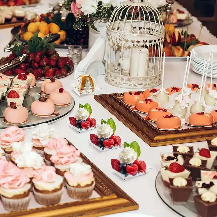 أطباق الحلوى الصغيرة 1 أونصة مع ملعقات تذوق 1 oz Small Dessert Plates with Tasting Spoons Square