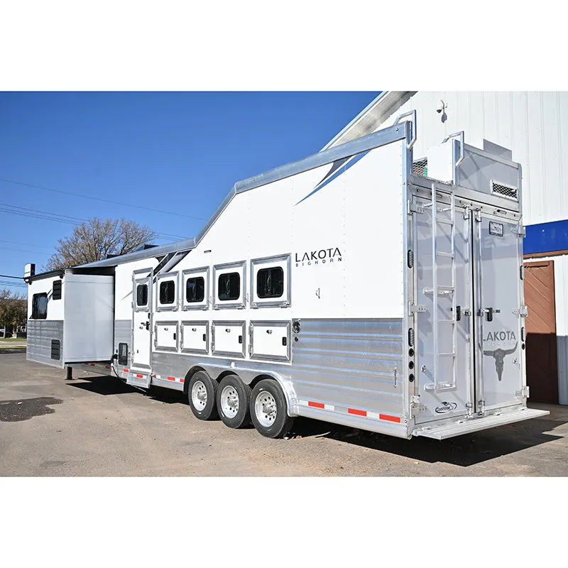 2024 Lakota Bighorn 5 Horse Side Load 16' LQ Triple Axle Integrated Pod