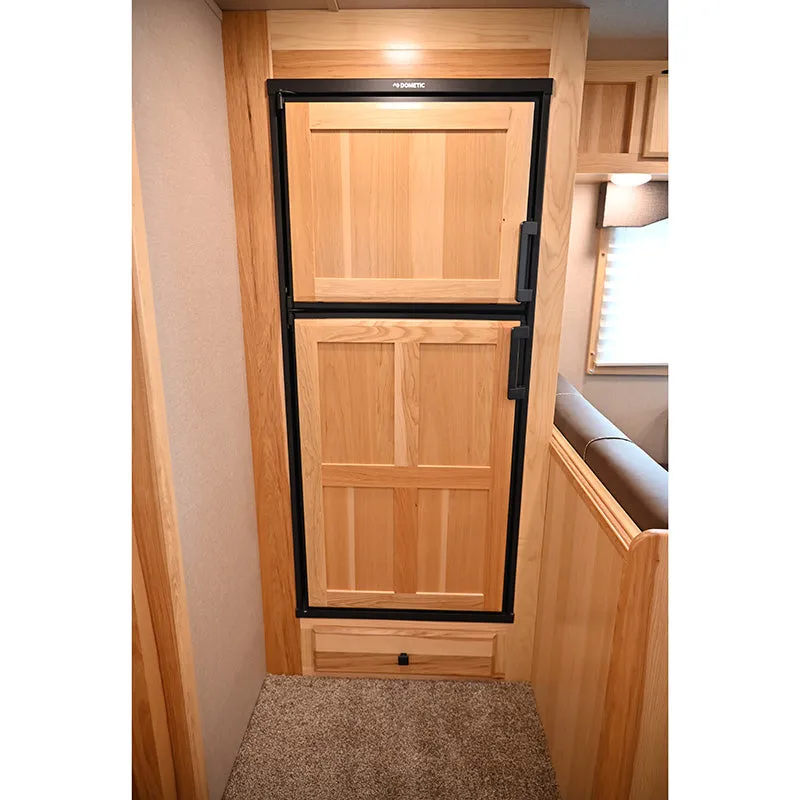 2025 Lakota Charger 4 Horse Trailer  15' LQ, Side Load, Hay Pod, Onan Generator