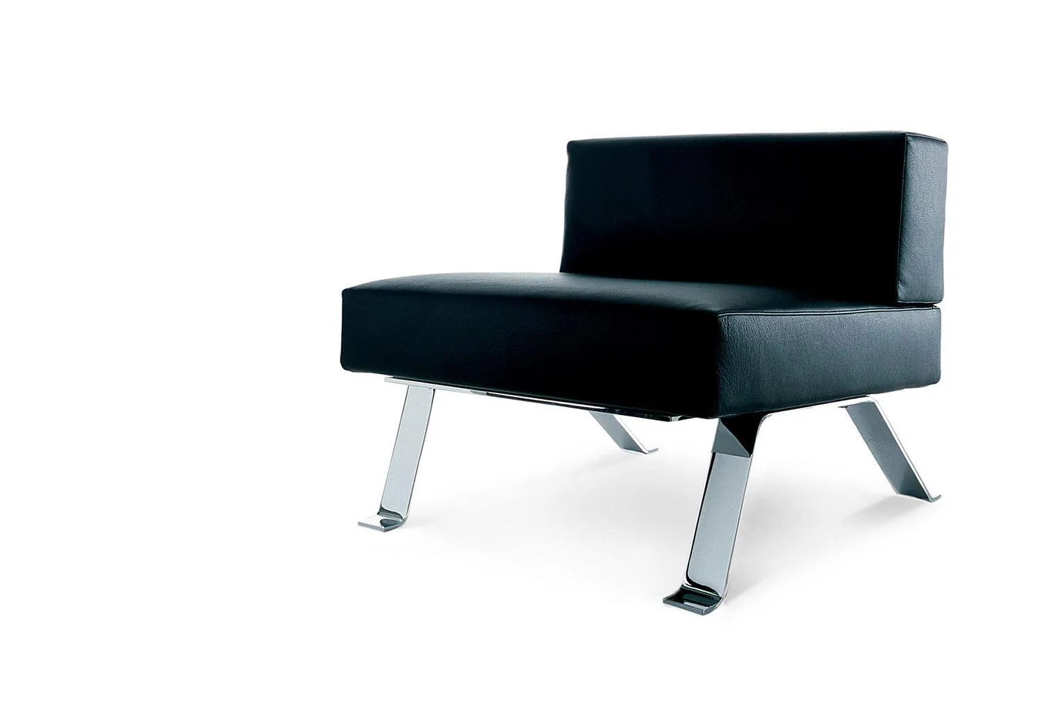 512 Ombra Lounge Chair