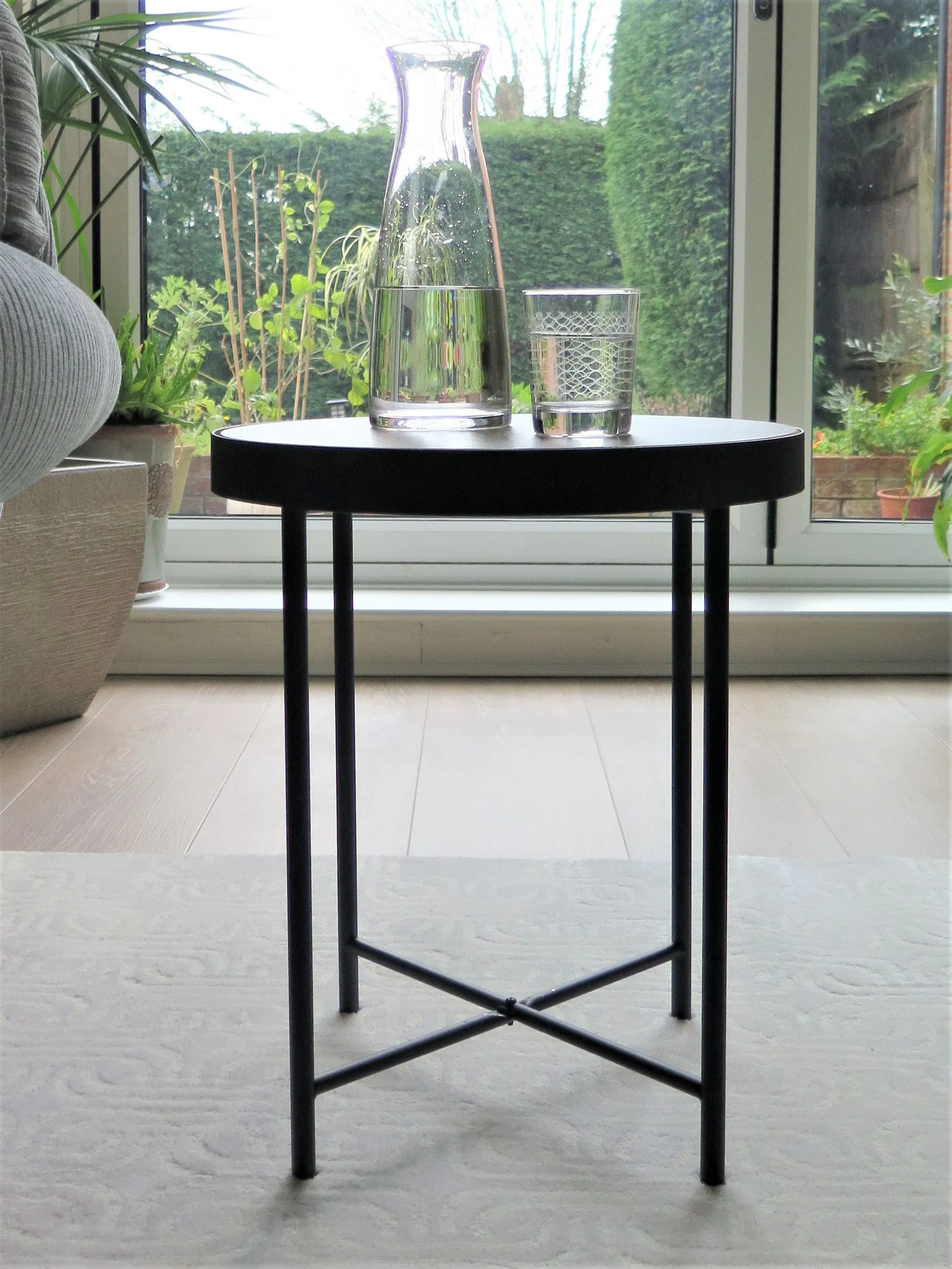 Alario Mirror Top Round Side/End Table/Lamp Table-Black
