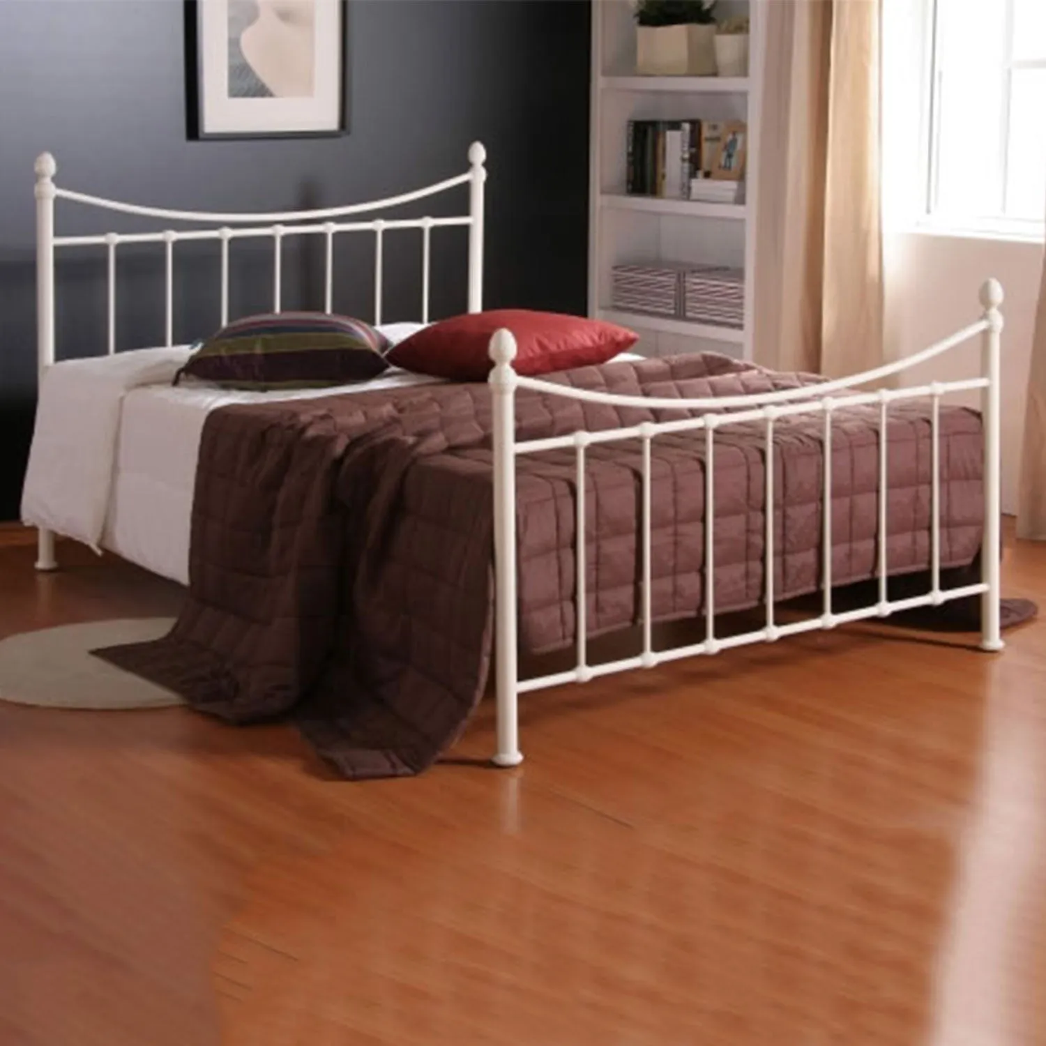 Alderley Classic Design Metal Bed