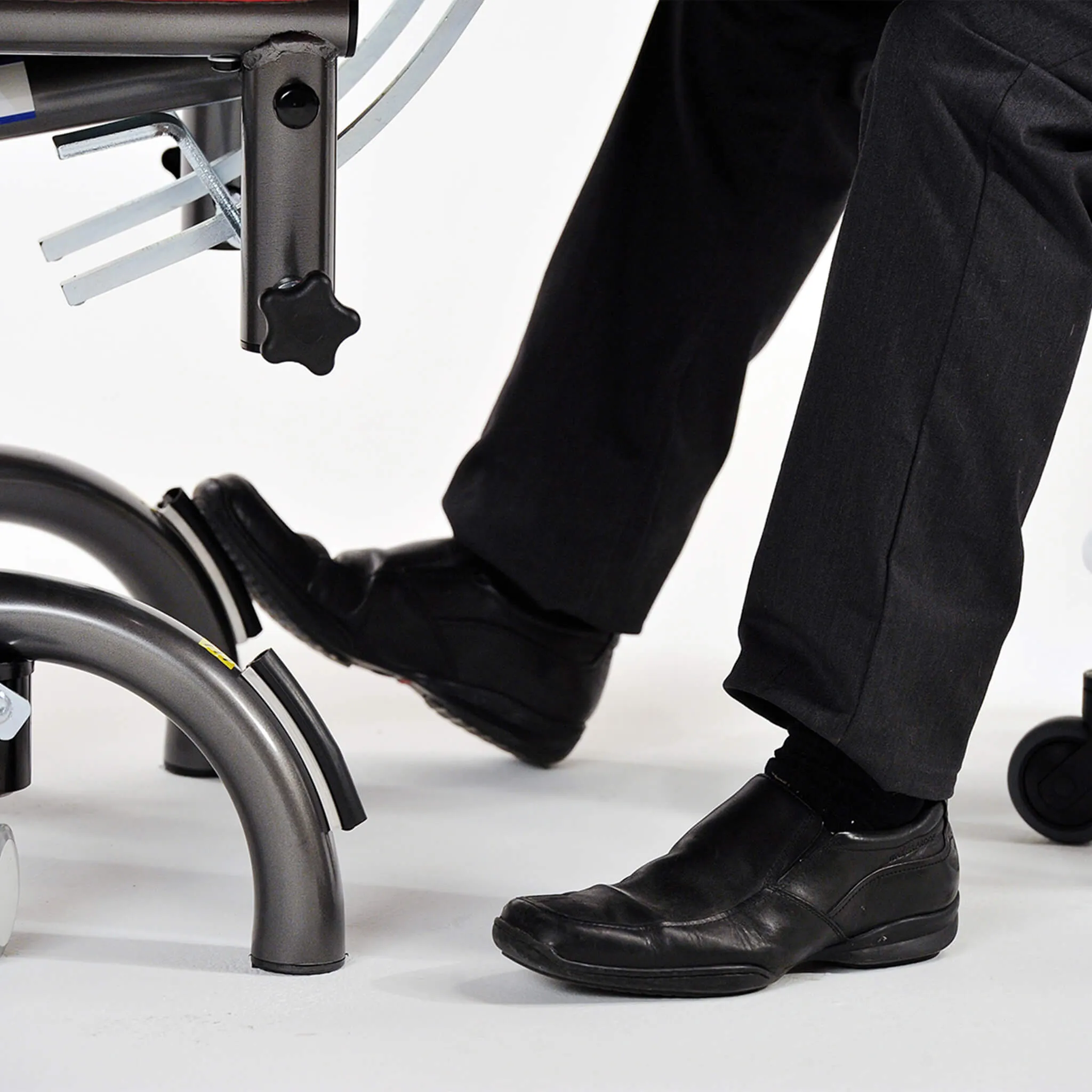 Cardon Treatment Table
