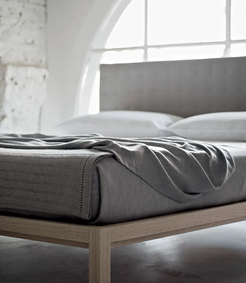Carnaby Bed
