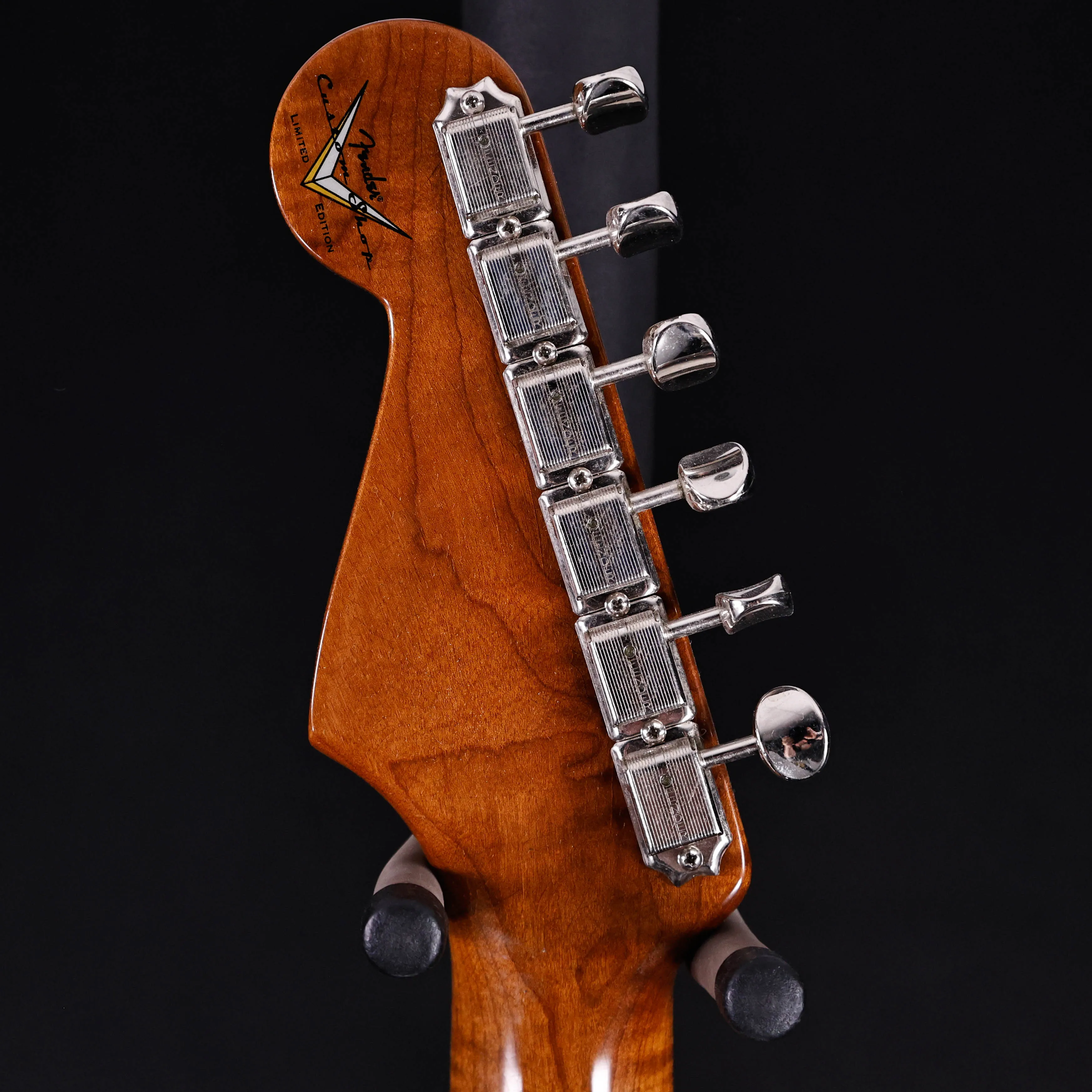 Fender Custom Shop LTD Roasted Pine Deluxe Closet Stratocaster, Aged Teal Green Metallic 8lbs 4.3oz