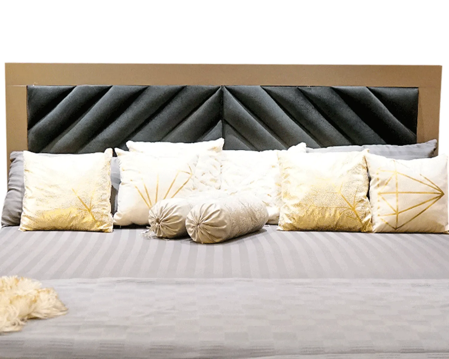Flora Bed Set (Available on Easy Installments)