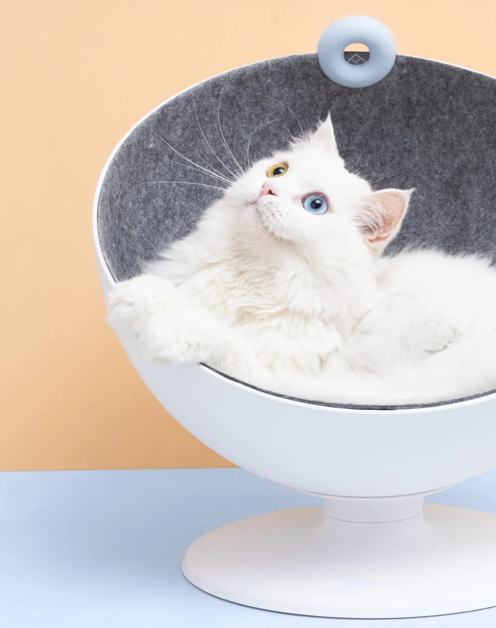 Furrytail Cat Boss Chair Cat Bed