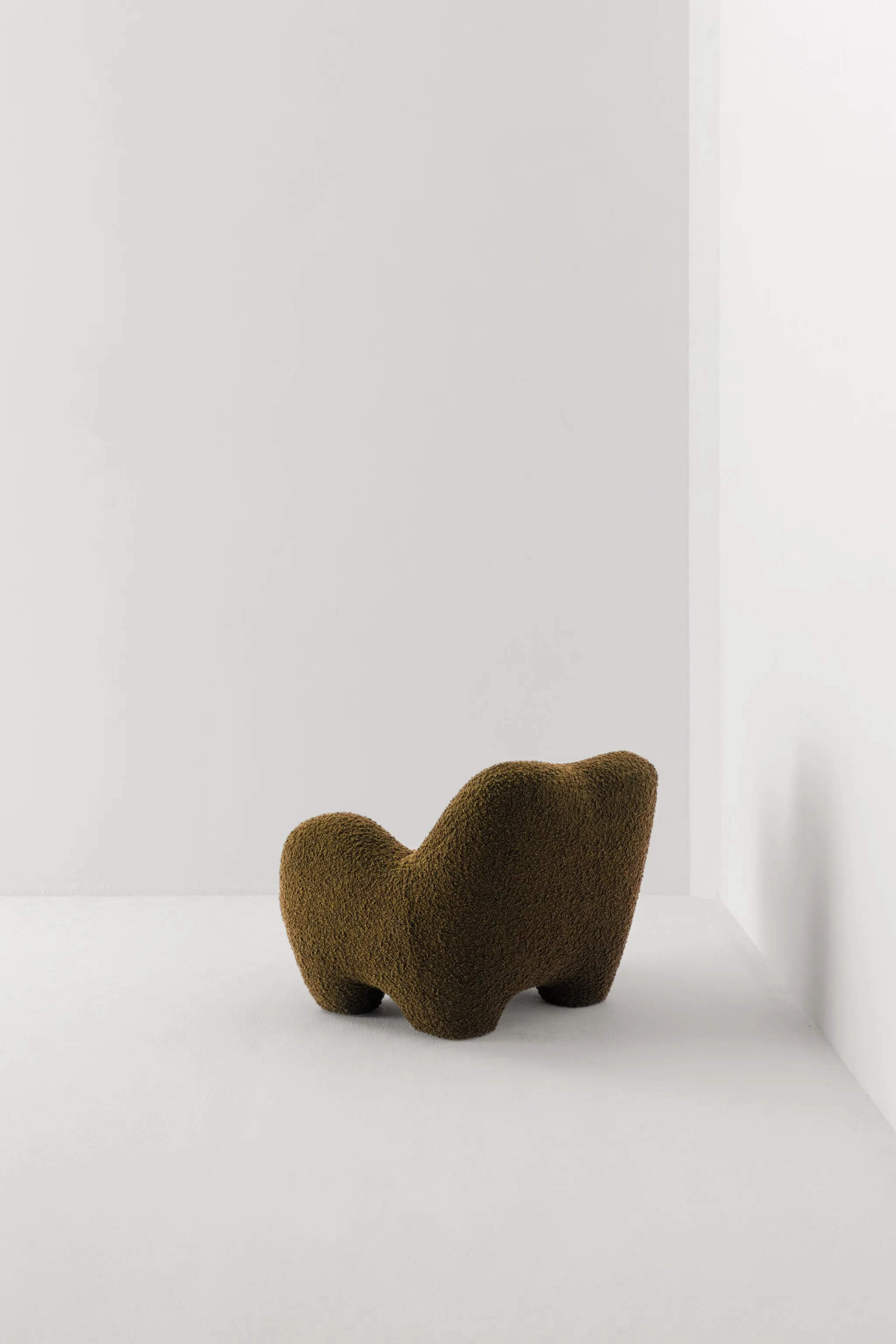 GUMMY ARMCHAIR / OPIO KIWI