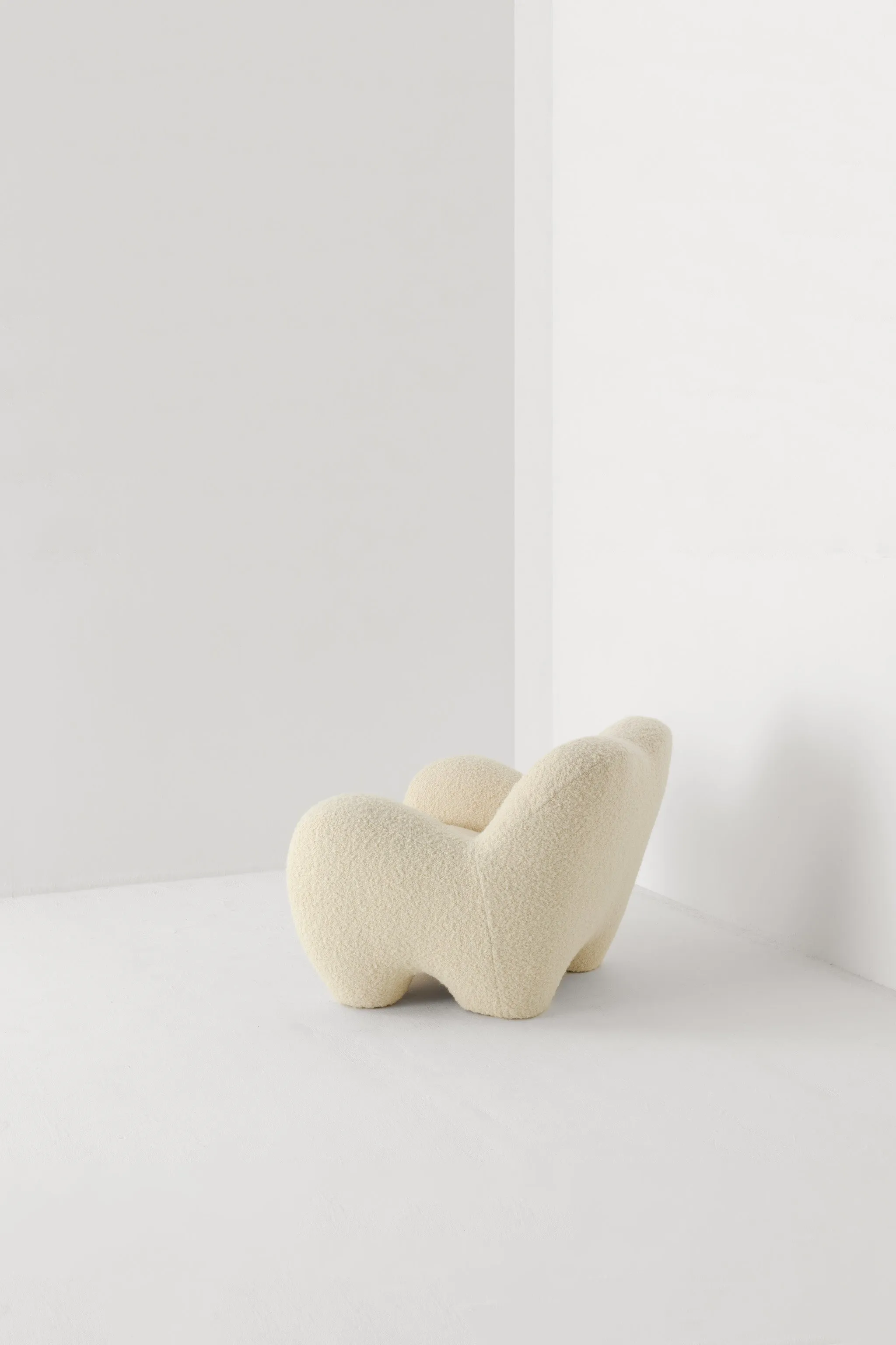 GUMMY ARMCHAIR / OPIO NATUREL