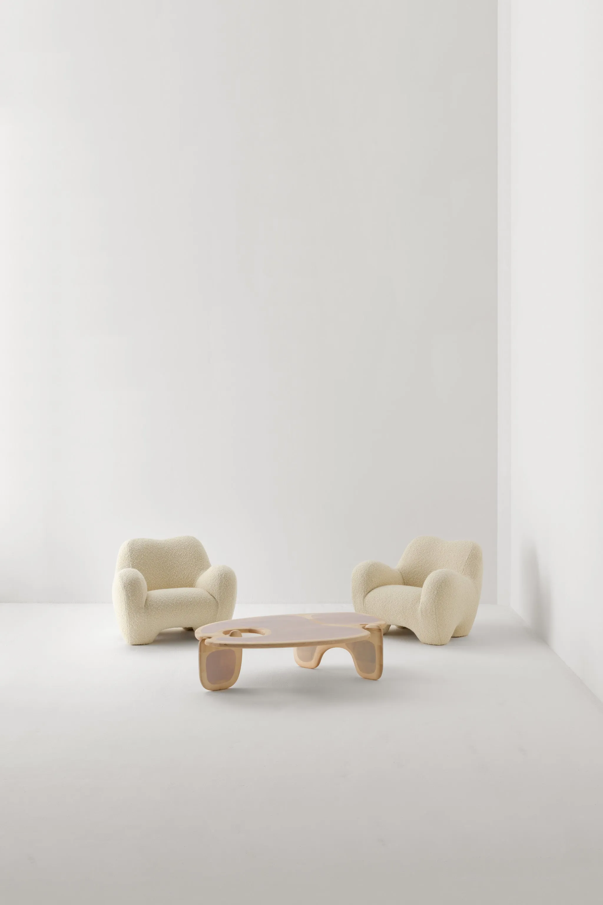 GUMMY ARMCHAIR / OPIO NATUREL