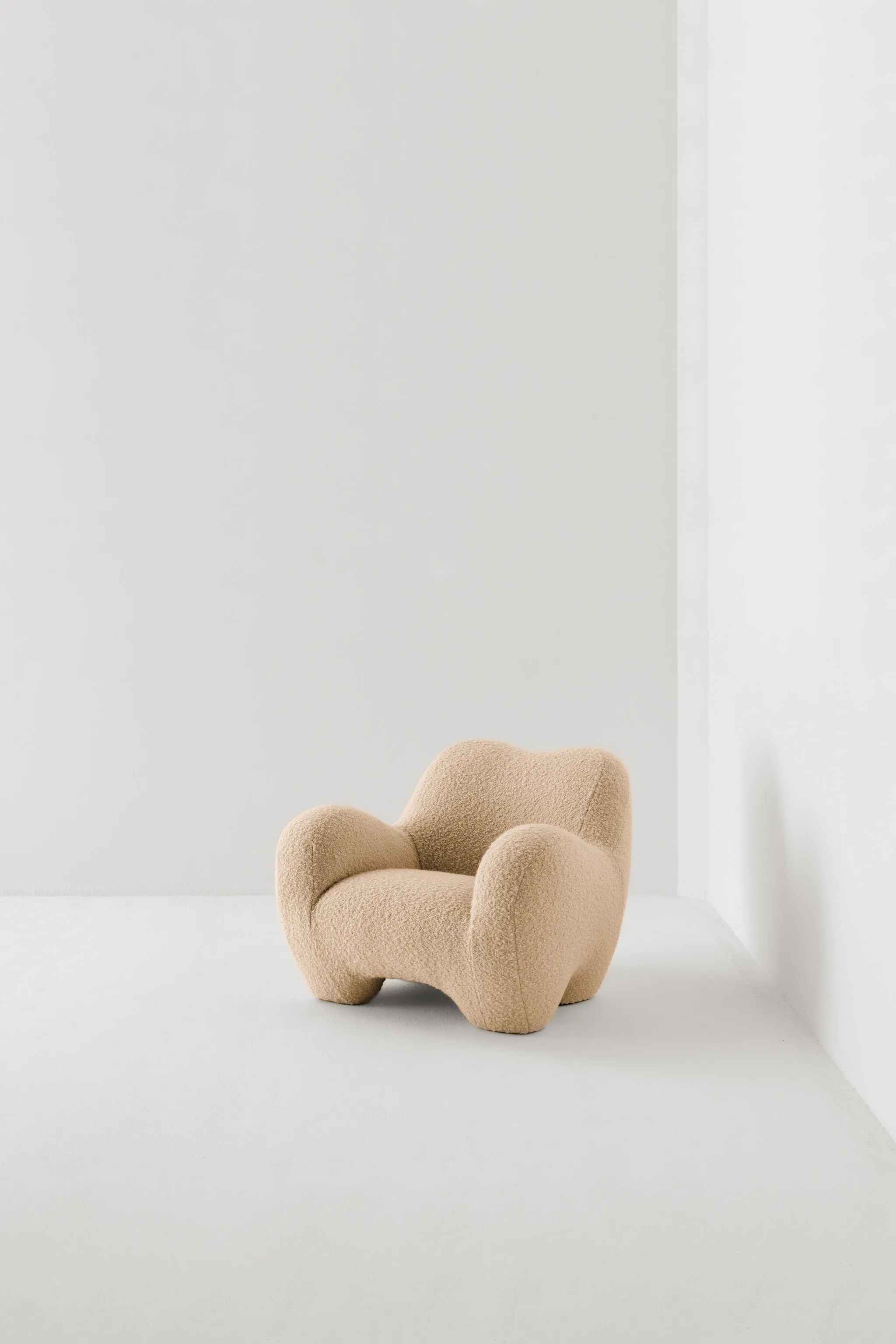 GUMMY ARMCHAIR / OPIO ORZO