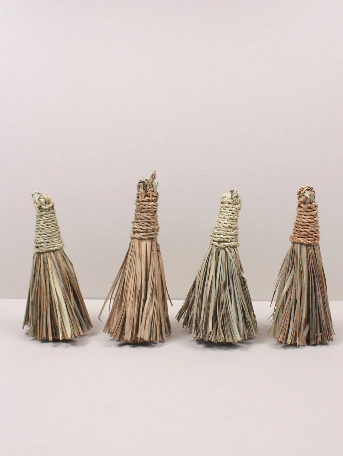 Premium Quality Small Paint Brushes Set for Detailed Artwork