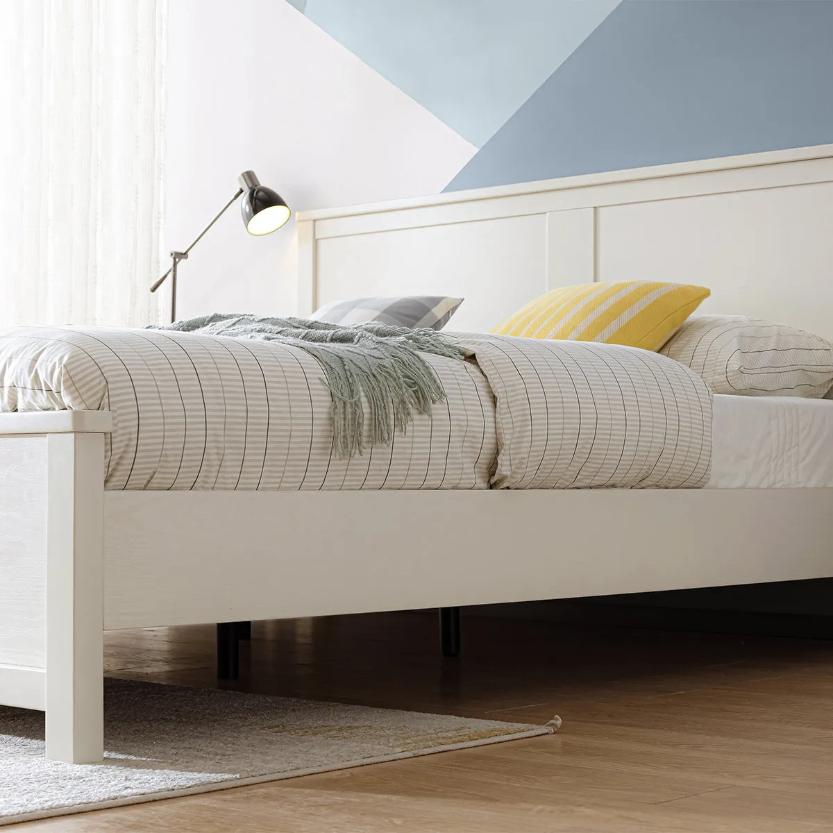 Minimalist Cream Bedset with Matress and Headboard