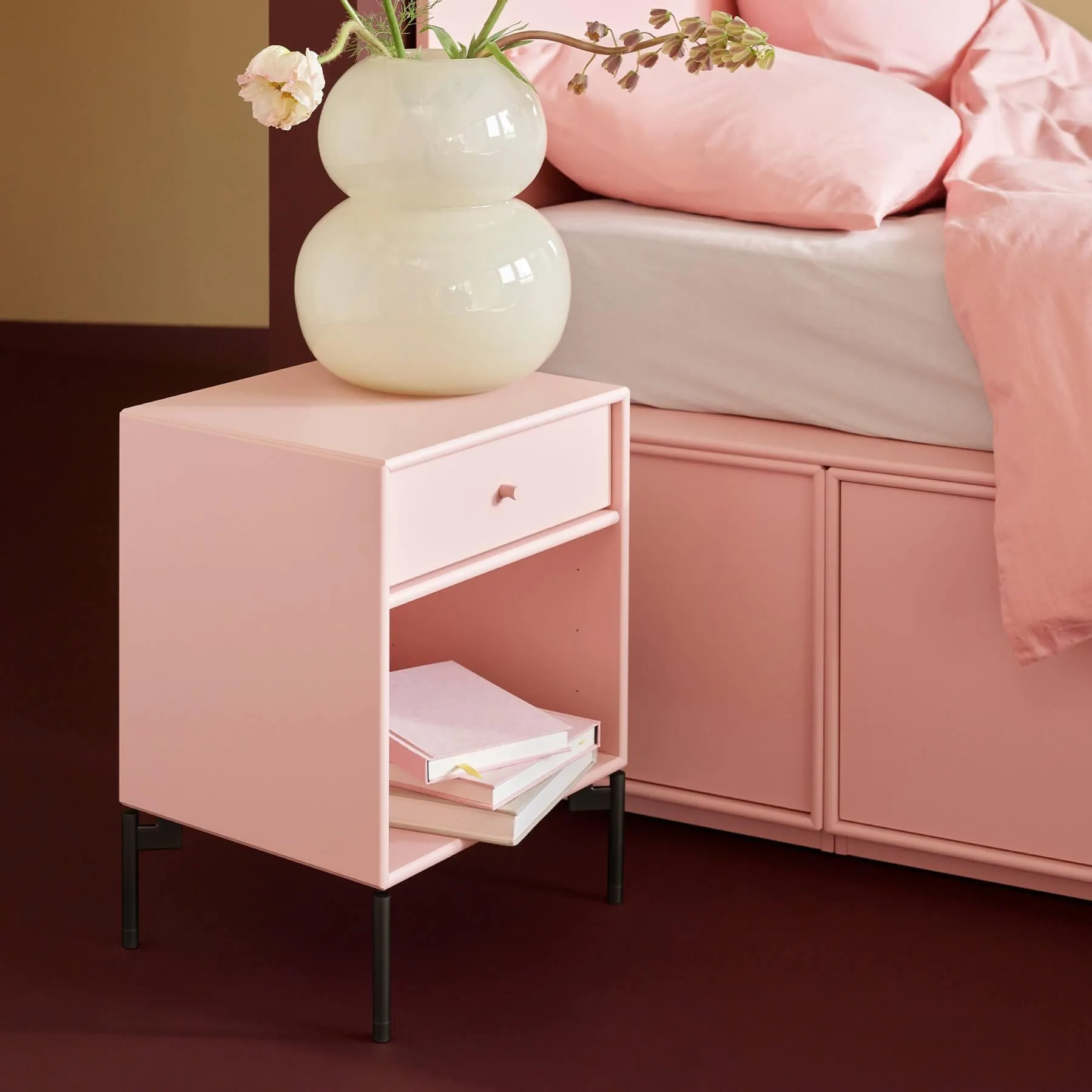 Montana Dream Night Stand