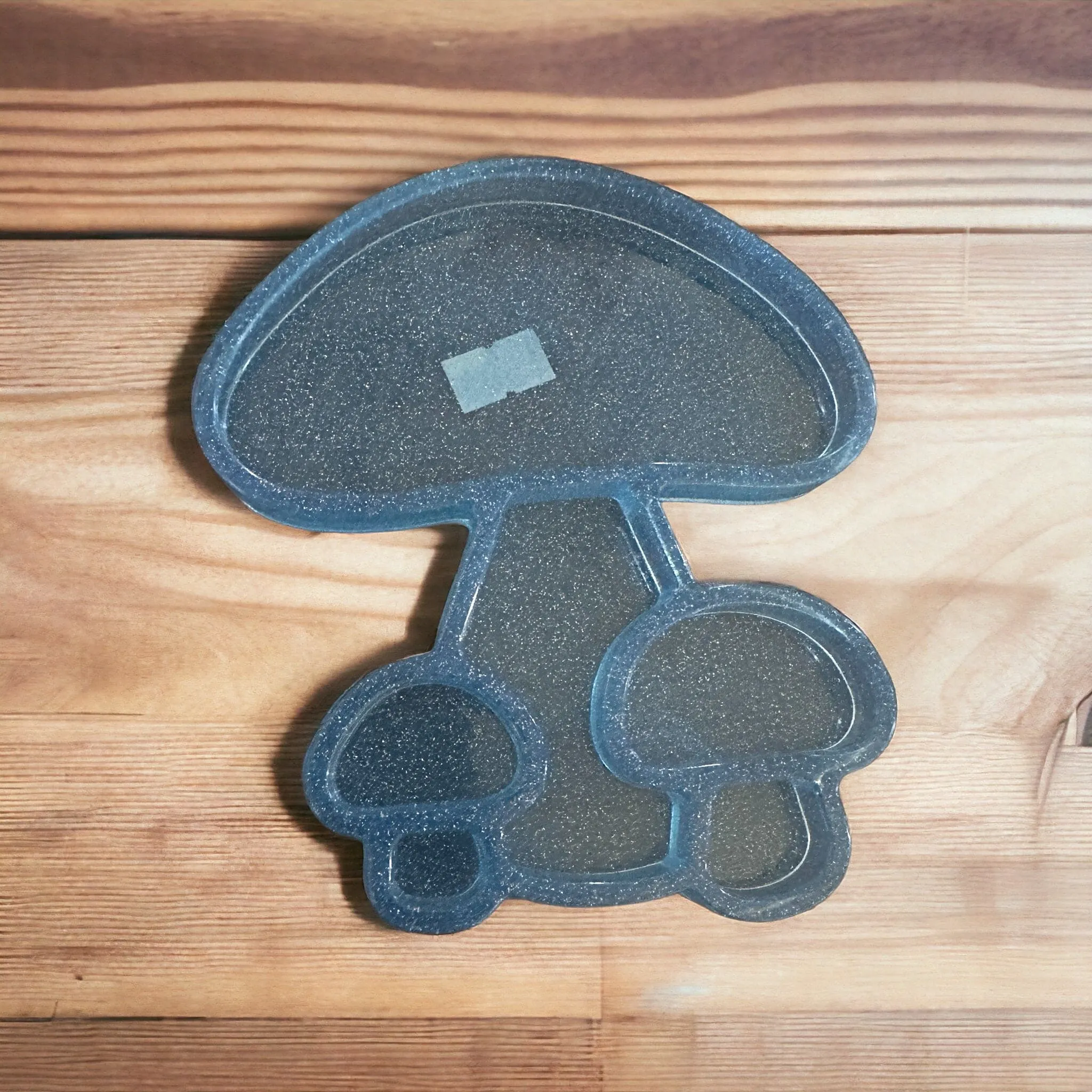 Mushroom dice trays