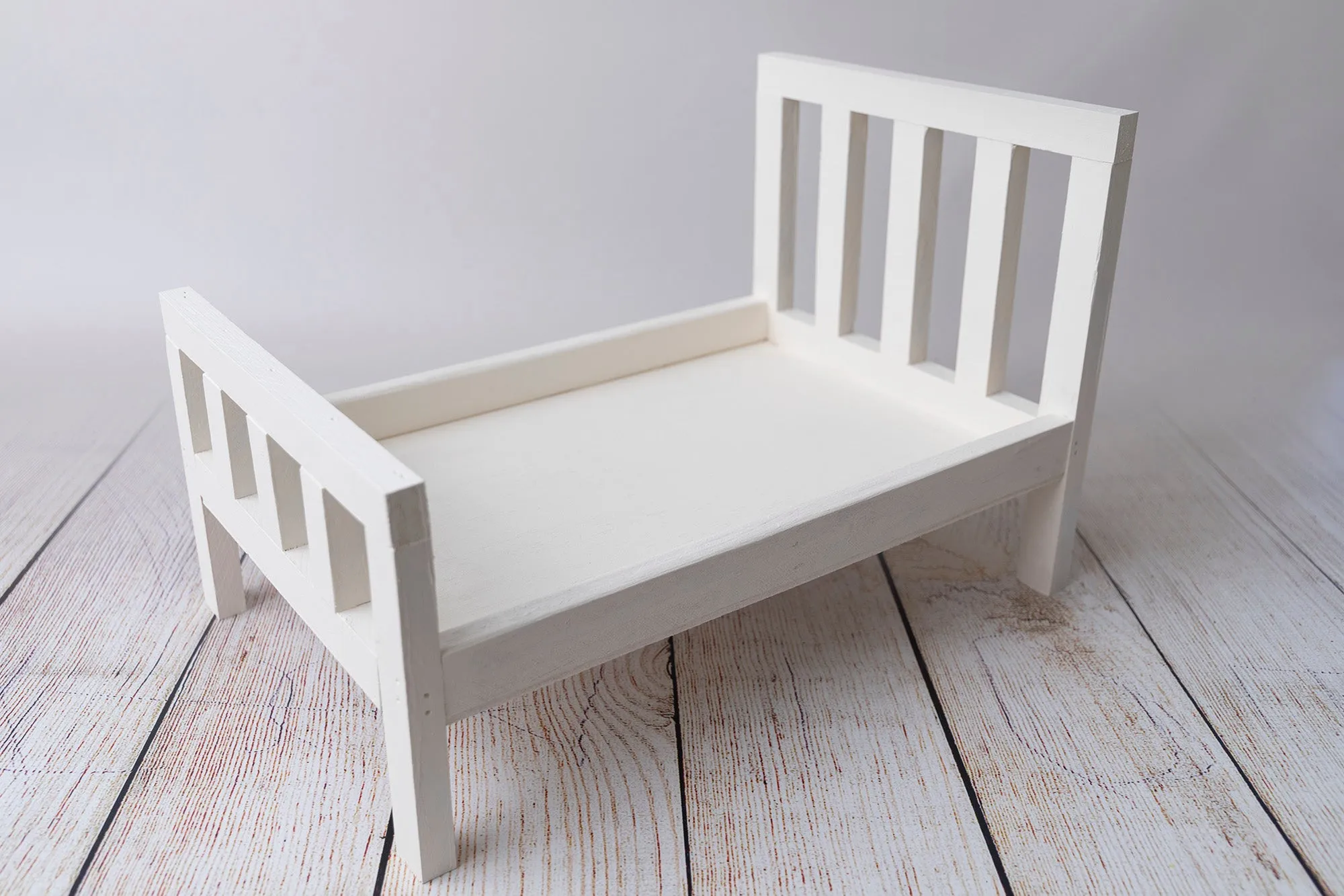 Rustic Bed - Straight Headboard - White