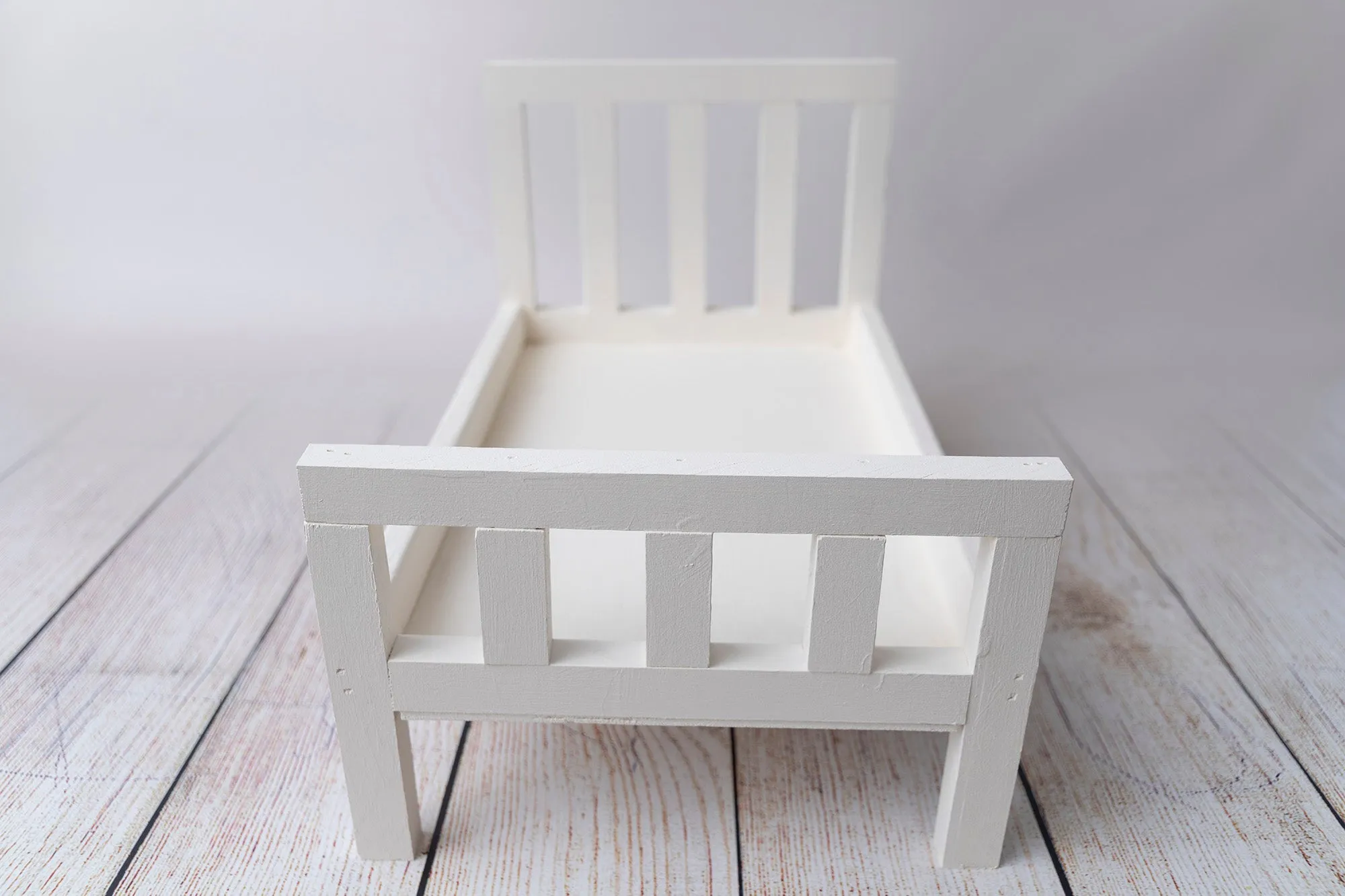 Rustic Bed - Straight Headboard - White