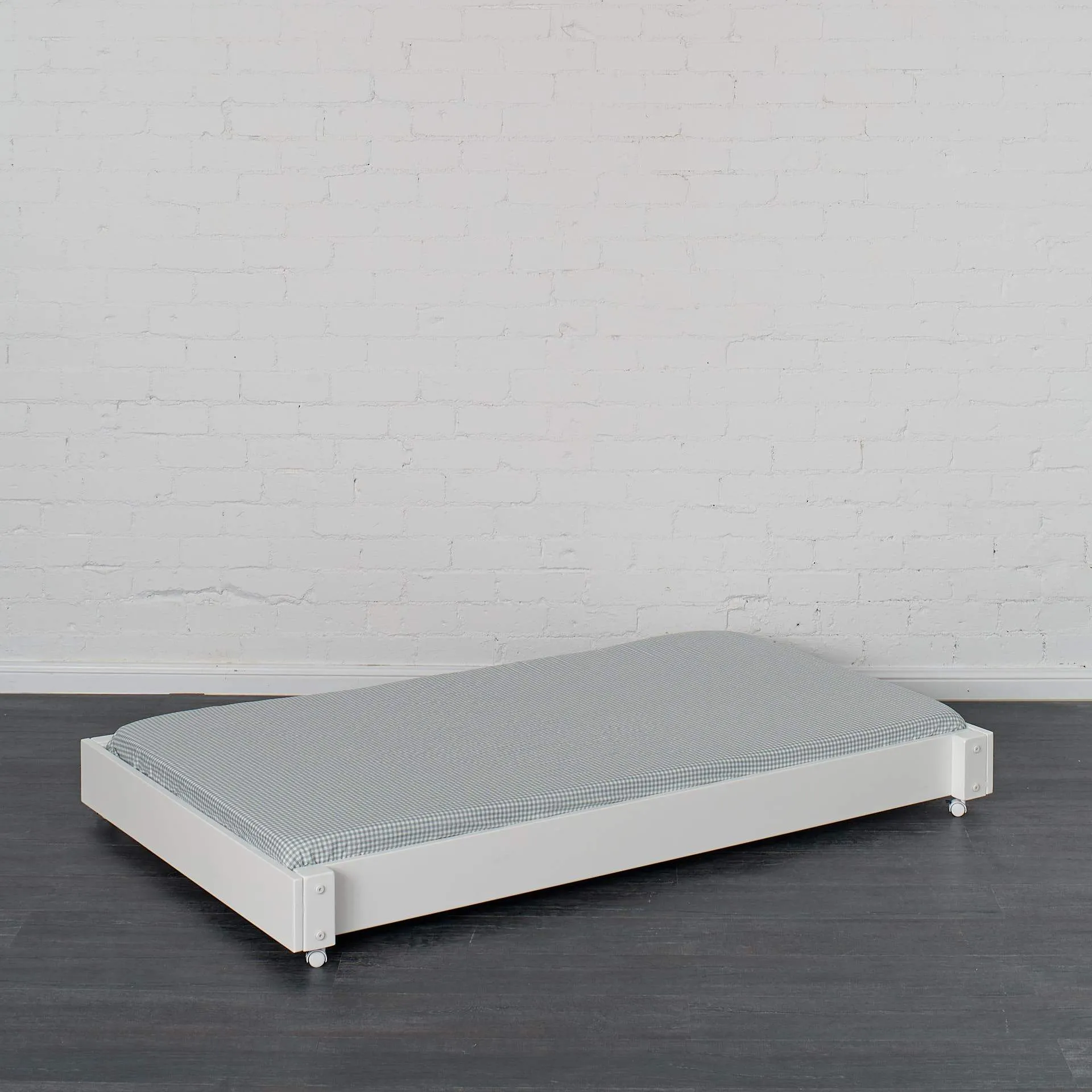 Standard Bed with Trundle Bed