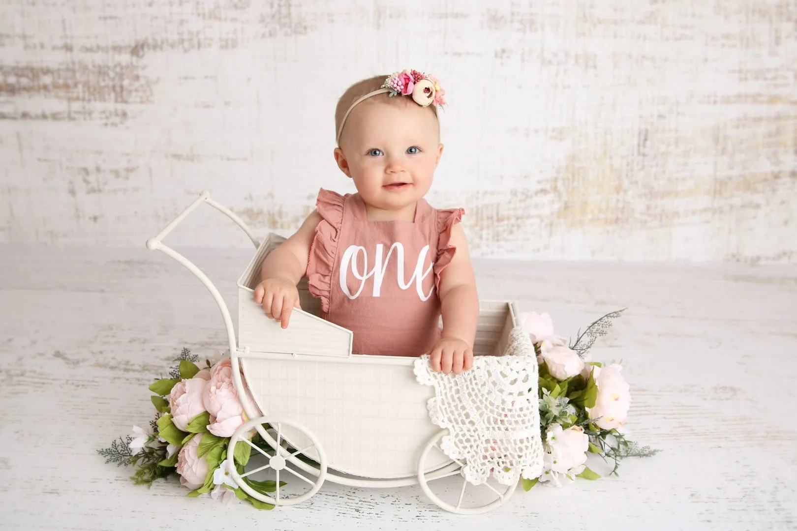 Vintage Stroller - White Model 1